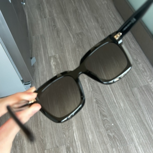 TOM FORD
Sunglasses, style 690 - Picture 7 of 10